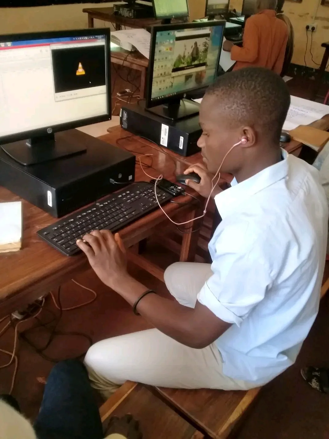 Utotoni Mimi Nilikua napenda mambo haya ndugu